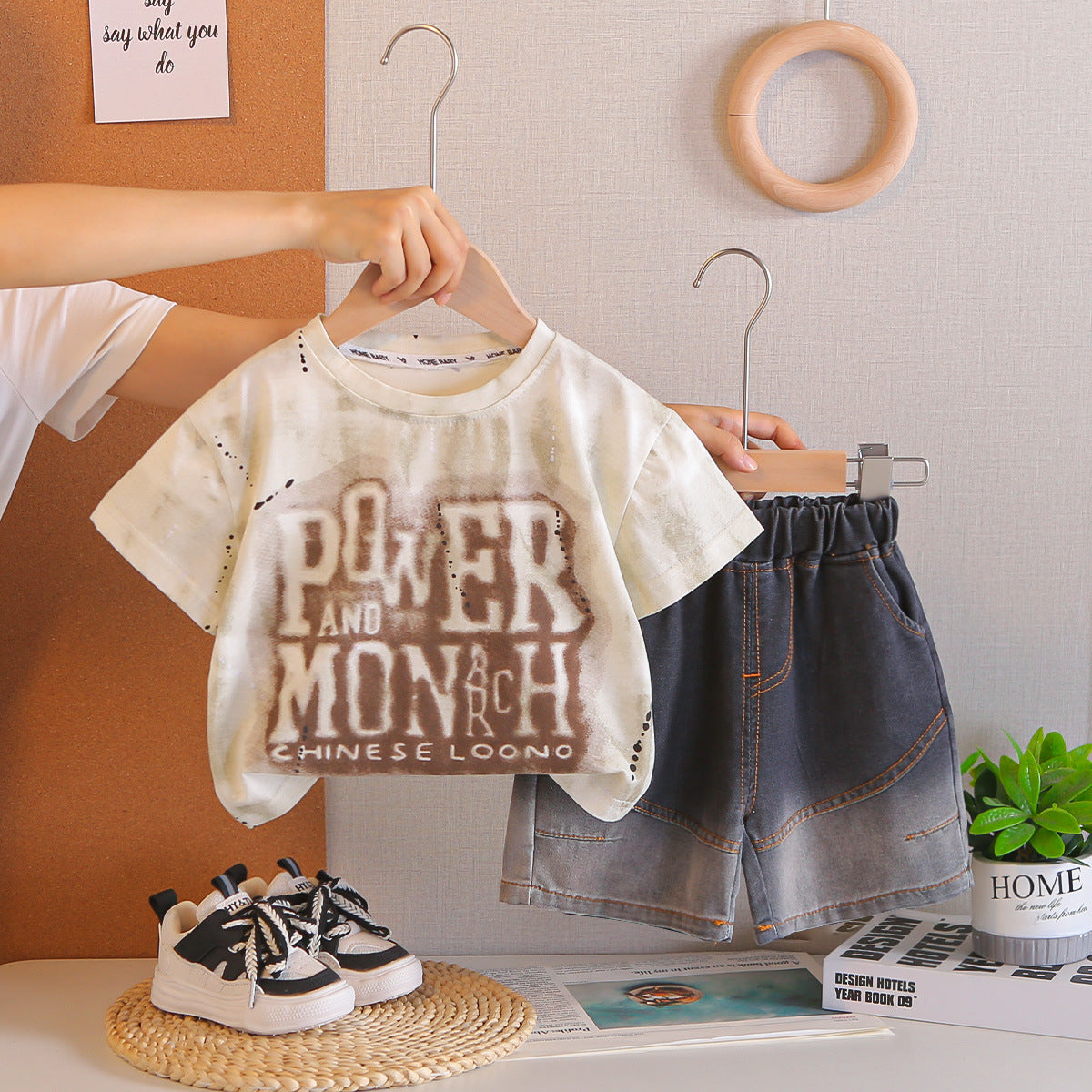 Summer letter short sleeved summer two-piece set
