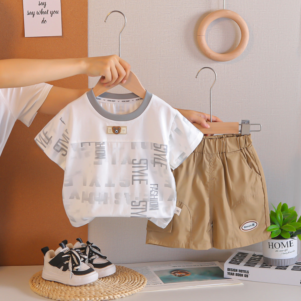Summer letter set round neck short sleeved two-piece set