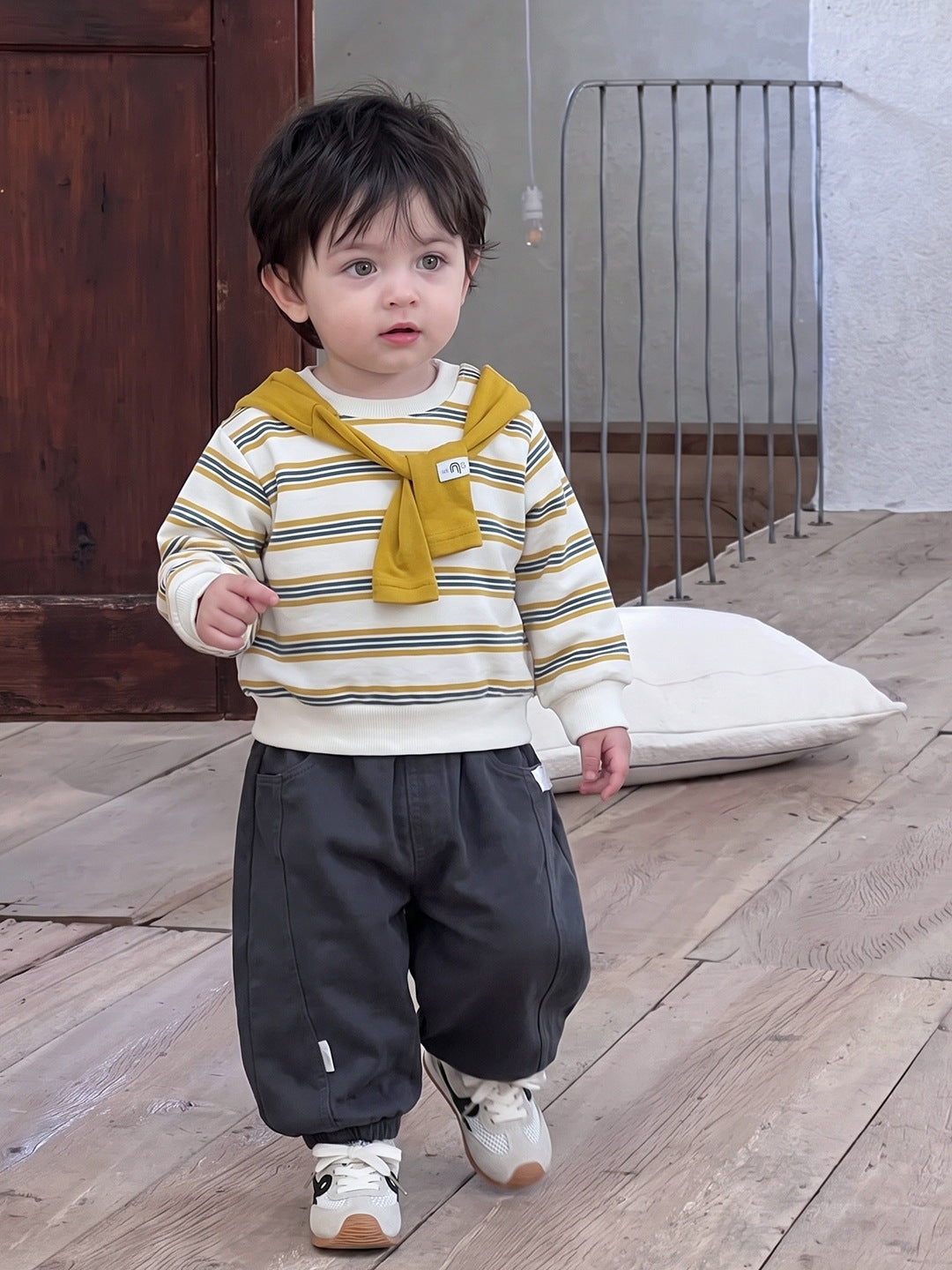 striped hoodie with detachable hood and casual pants set for boys